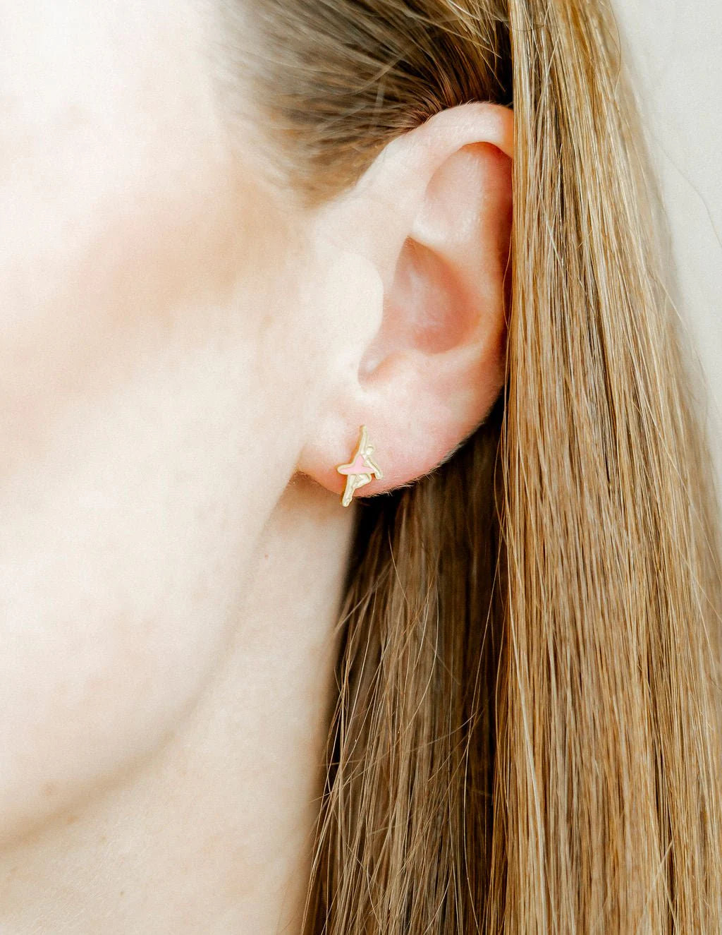 Screwback Stud Earrings - Ballerina