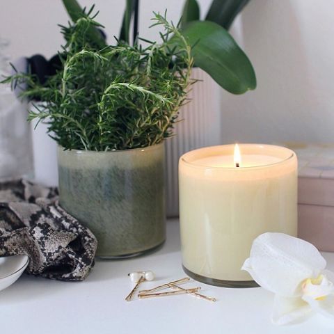 15.5oz Signature Candle - Chamomile Lavender