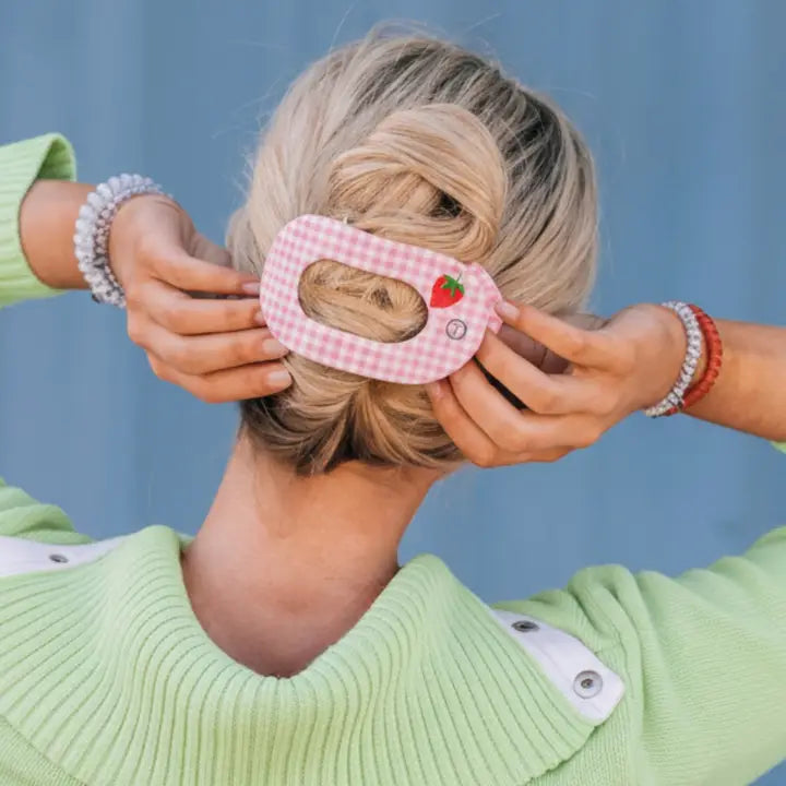 Large Flat Round Hair Clip - Handpicked Strawberry