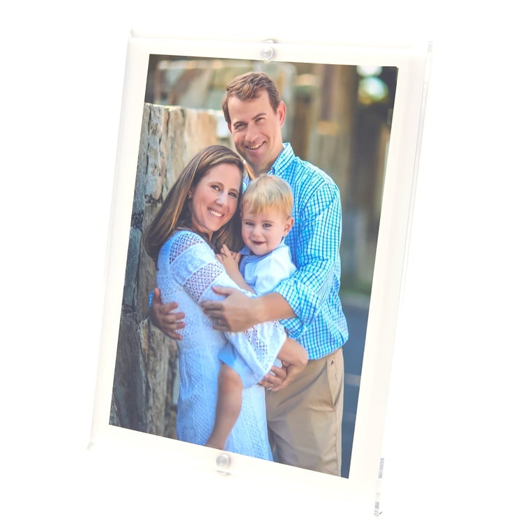 5x7 Acrylic Frame - Beveled White